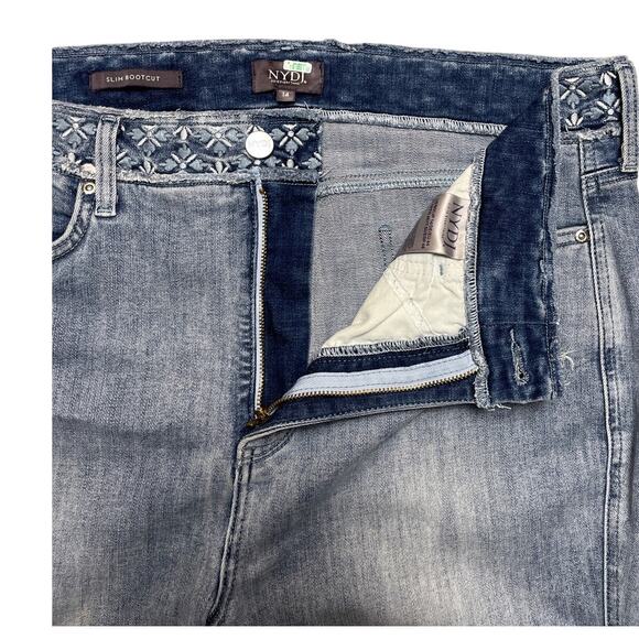 NYDJ Plus Size Light Wash Stretch Slim Bootcut LiftXTuck Raw Hem Jeans Size 14 - Picture 2 of 10
